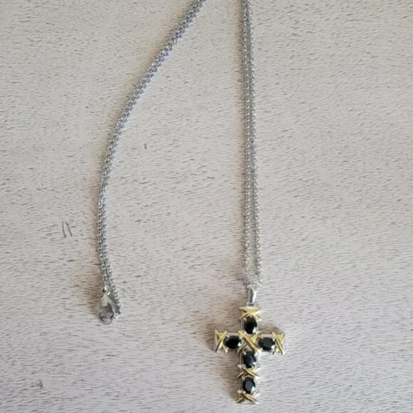 Thai Black Spinel Cross Necklace - Picture 3 of 3